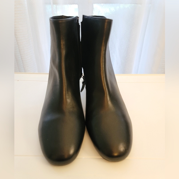 Geox Respira Heel Ankle Boots 8.5 (39) - Picture 4 of 8